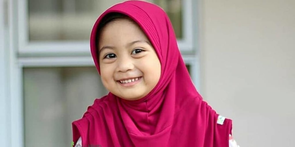 680+ Gambar Anak Kecil Pakai Hijab HD Terbaik