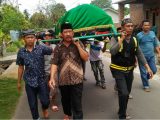 Jenazah berat pertanda banyak dosa Jenazah berat pertanda banyak dosa